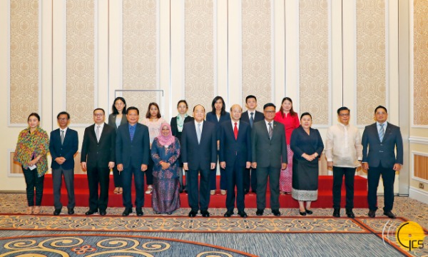 Macao Chief Executive Meets SEA Rep